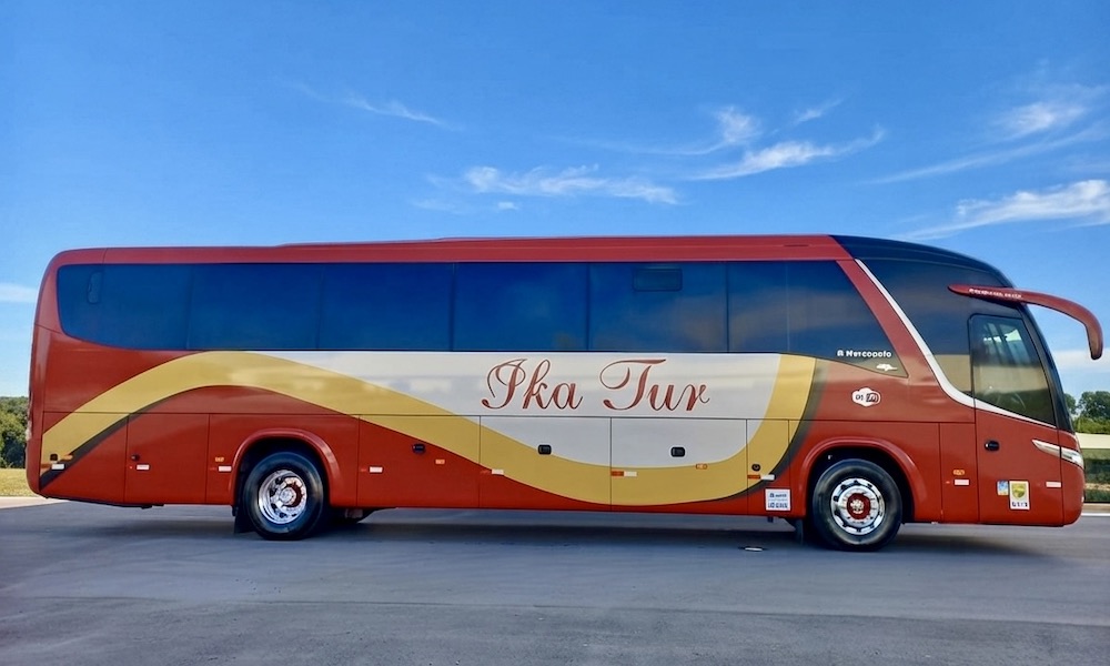 Ônibus da Ikatur Viagens para fretamento e turismo